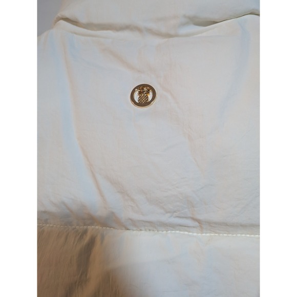 Women's Cream Puffer Vest - Picture 5 of 8